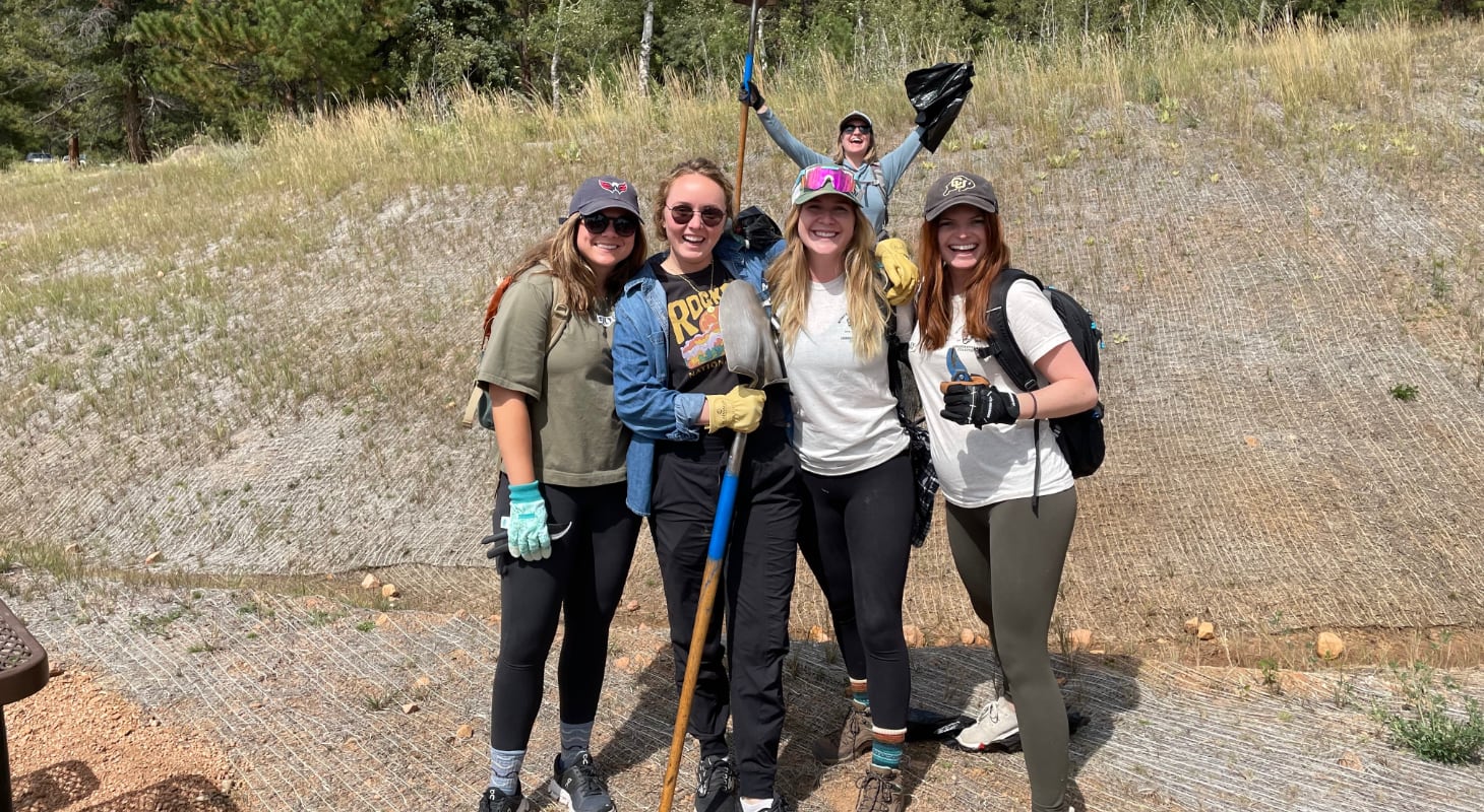 Volunteering for Volunteers for Outdoor Colorado