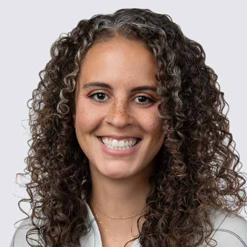 Headshot of Anna Kennedy